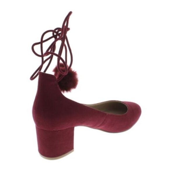 NWT CHARLES BY CHARLES DAVID LIBBY POM POM ROUND TOE PUMPS  8M - Picture 3 of 6